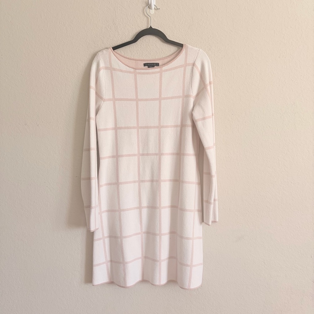 Tahari Cream Knit Windowpane Long-Sleeve sweater Dress size M feminine chic